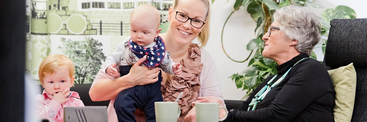 Perhekummi- ja varamummikoulutus kesäkuu 2023 Zoomissa
